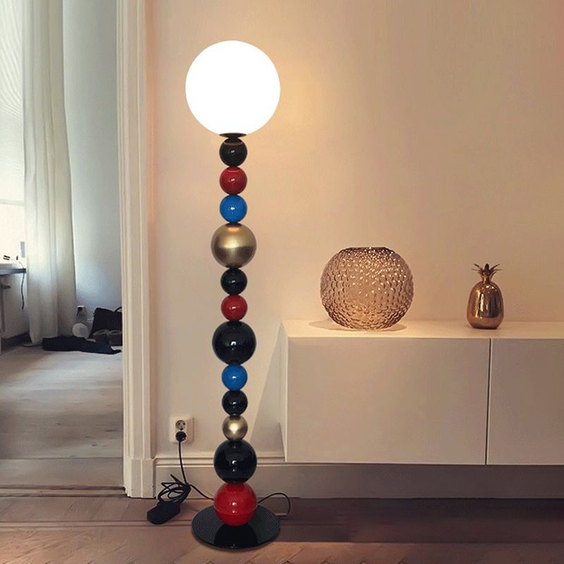 Morandi Modern Stehleuchte Ball, Rot/Grün, Wohnzimmer, Metall