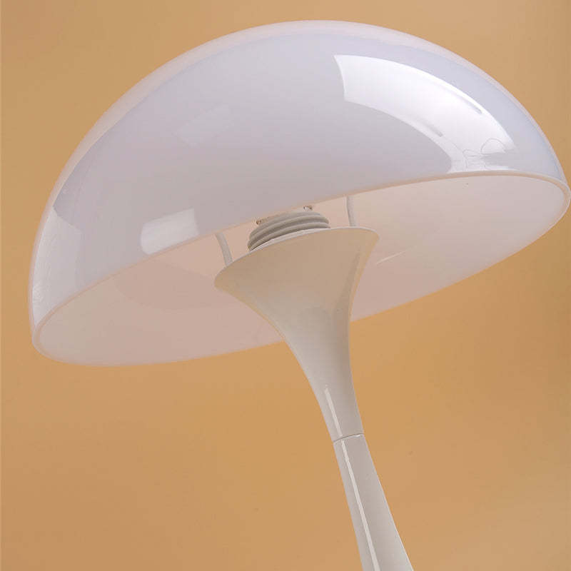 Salgado Minimalistische Tischlampe Metall, Weiß, Schlafzimmer/Wohnzimmer