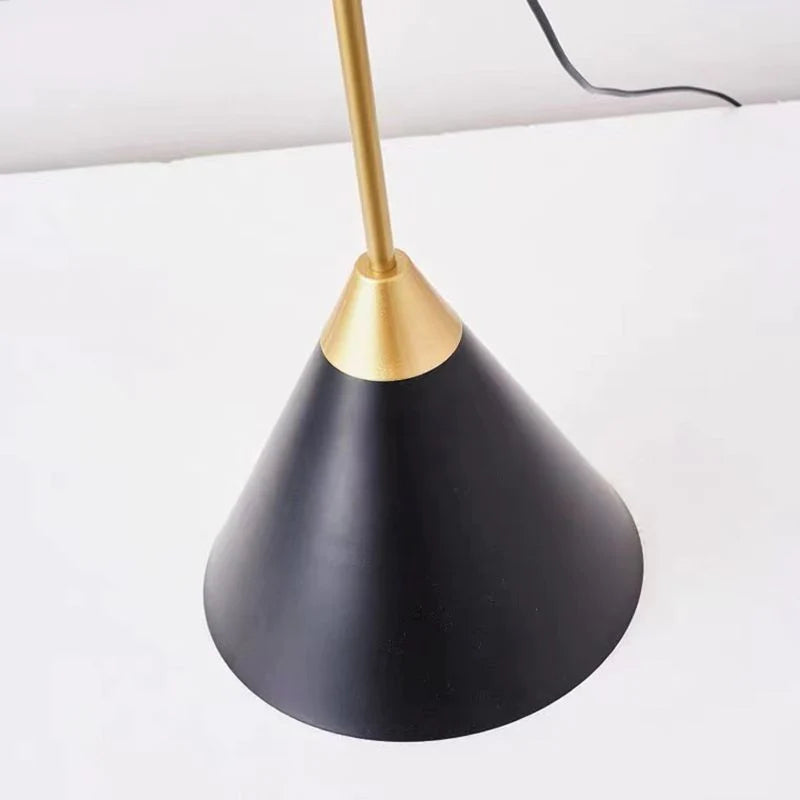 Salgado Modern Geometrische Stehlampe Schwarz Wohn/Schlafzimmer Metall