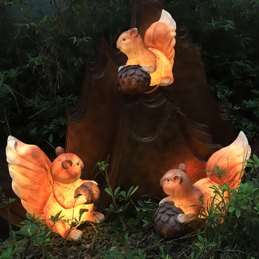 Fateh Design Eichhörnchen LED Außenstehleuchte Solar Garten/Terrasse Eichhörnchen Harz