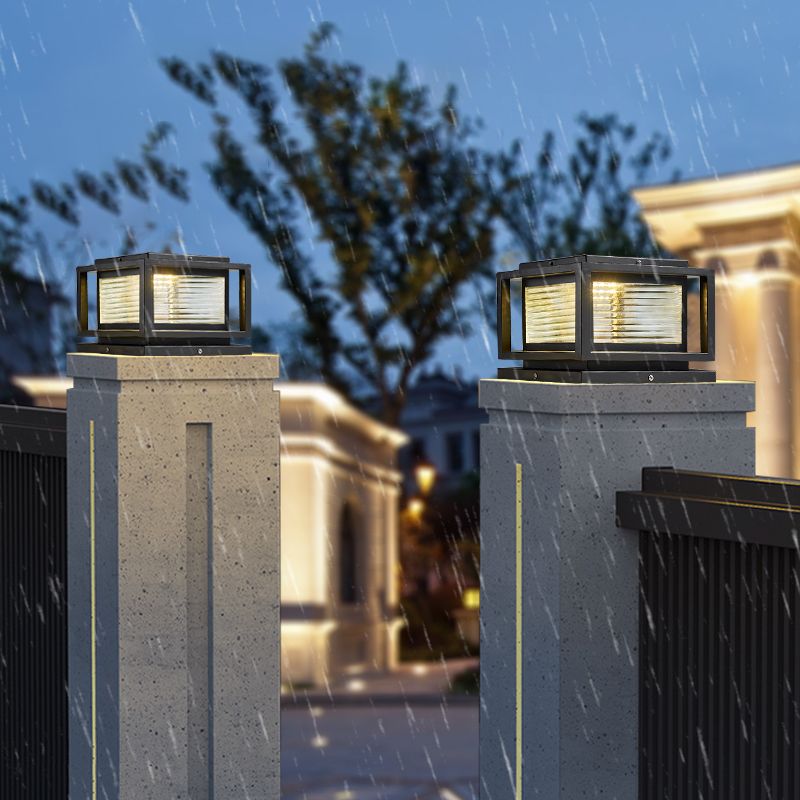 Riley Modern LED Außenleuchte Schwarz Garten/Terrase/Balkon Metall&Glas Solar