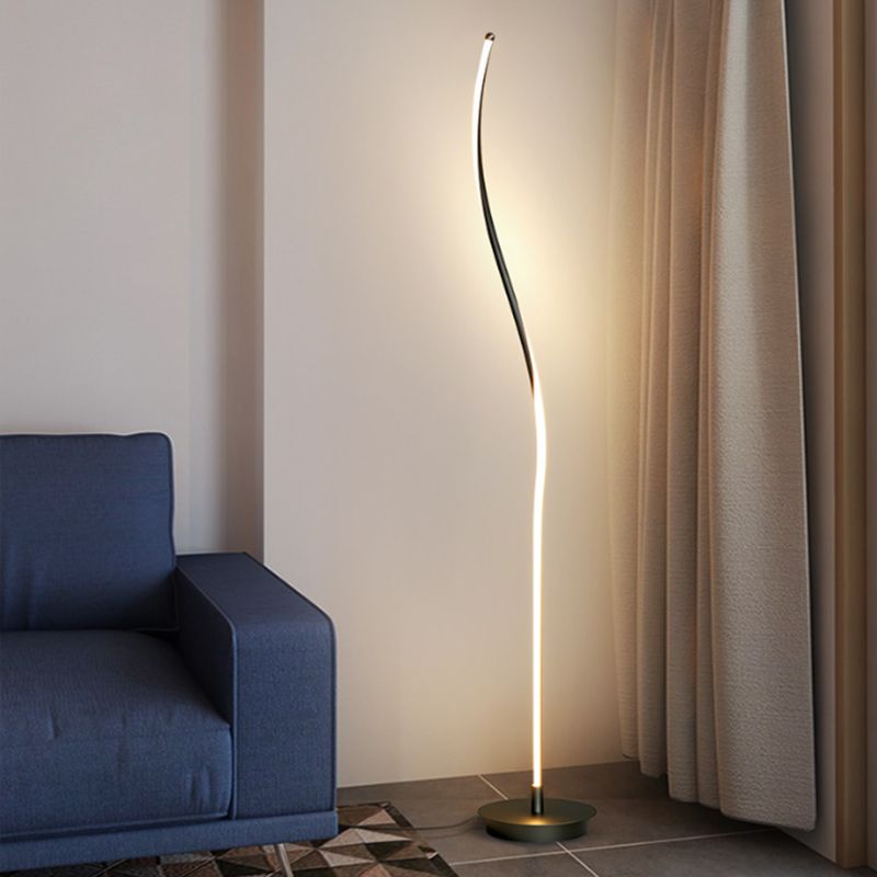 Louise Modern Linear LED Stehlampe Schwarz/Weiß Wohn/Schlafzimmer Metall&Acryl