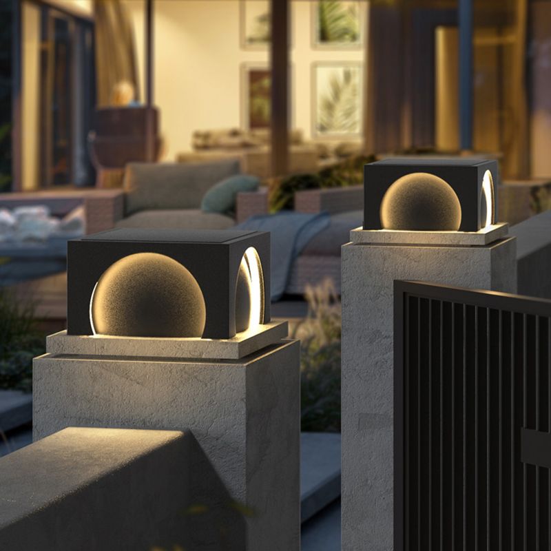Riley Modern LED Außenleuchte Schwarz Garten/Terrasse/Balkon Metall 25/30/40 Lang