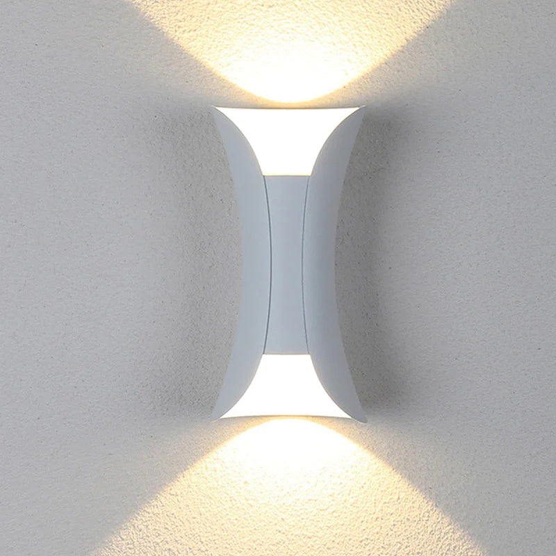 Orr Design Gebogene LED Außenwandleuchte Gold/Schwarz/Weiß Garten/Flur Metall