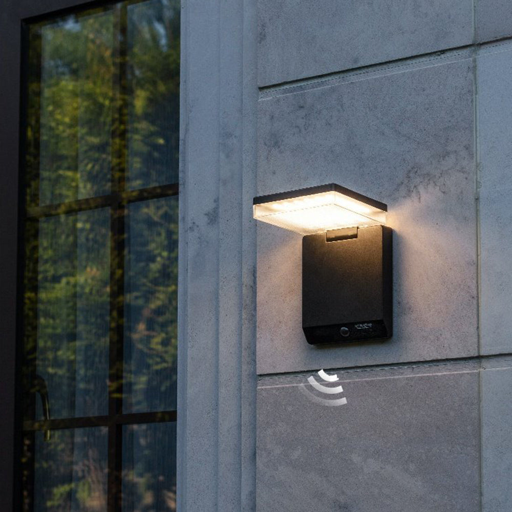Orr Modern Rechtwinklig LED Außenwandleuchte Schwarz Flur Acryl Sensor Solar