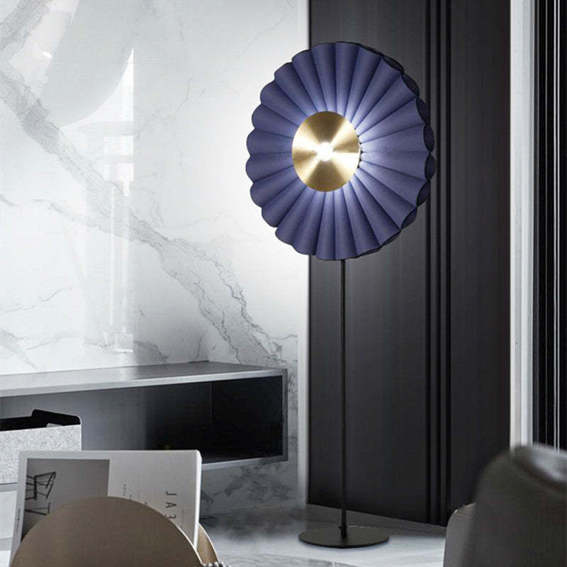 Chan Blume Metall/Kunstpapier Stehlampe, Weiß/Blau, LED, Wohnzimmer