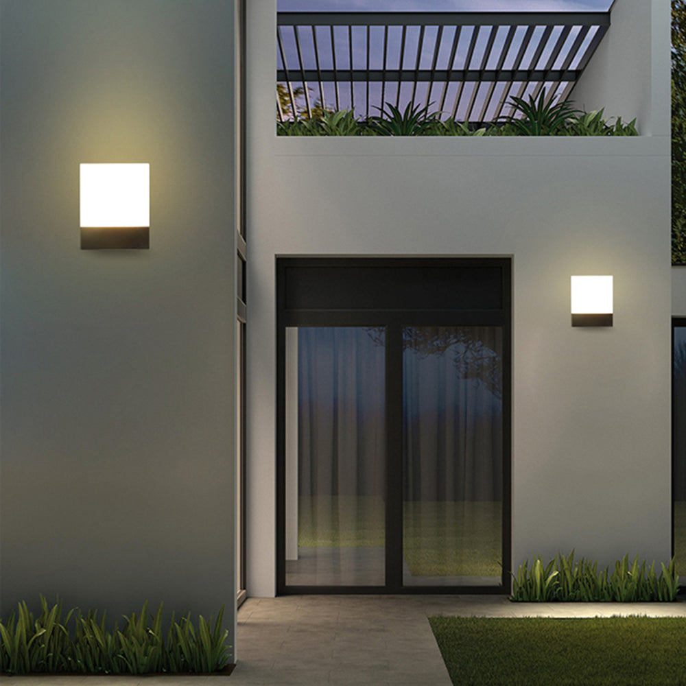 Orr Modern LED Außenwandleuchte Schwarz/Weiß Sensor Garten/Terrasse/Balkon Metall&Acryl