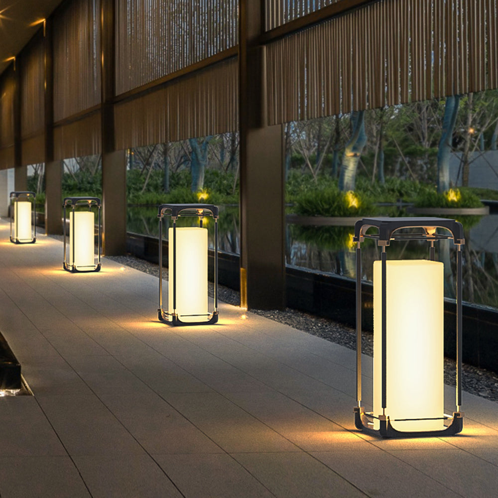 Orr Modern LED Rechteck Stehend Außenleuchte Solar Schwarz Garten/Terrasse Metall&Acryl