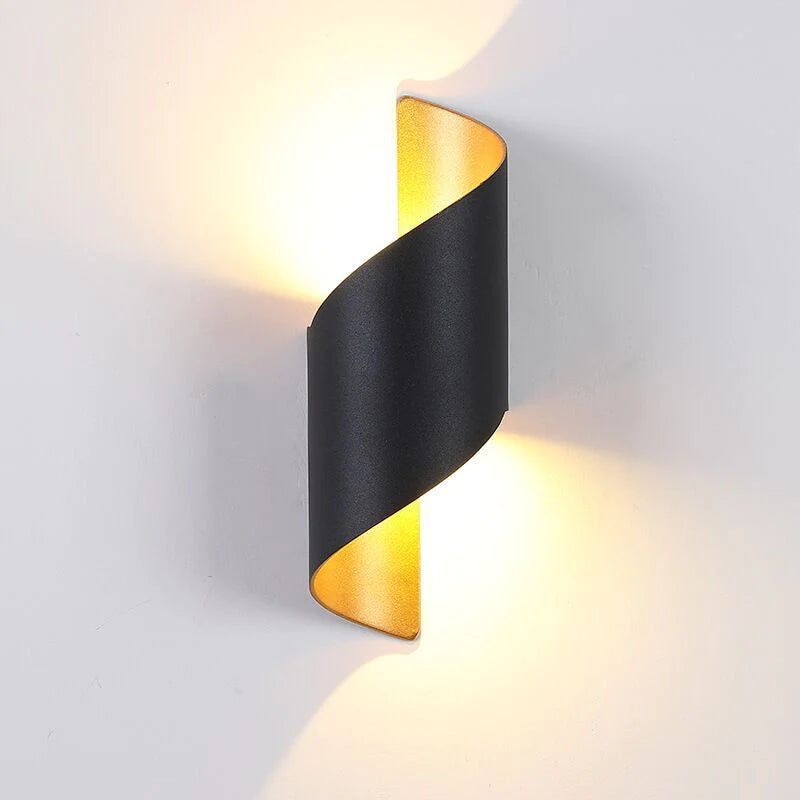 Orr Modern LED Wandleuchte Spiral Innen Weiß/Schwarz Metall