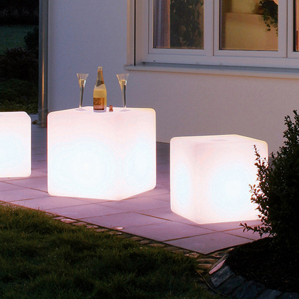 Pena Modern LED Außenleuchte Weiß Garten/Flur/Balkon PE Würfelform 7 Größen Wiederaufladbar